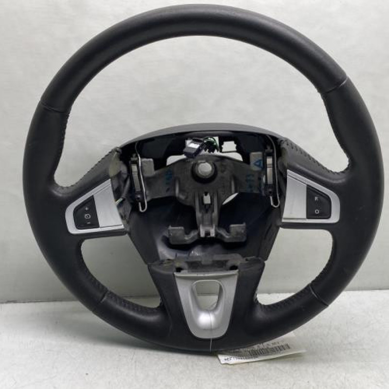 Volant RENAULT SCENIC 3 Photo n°1