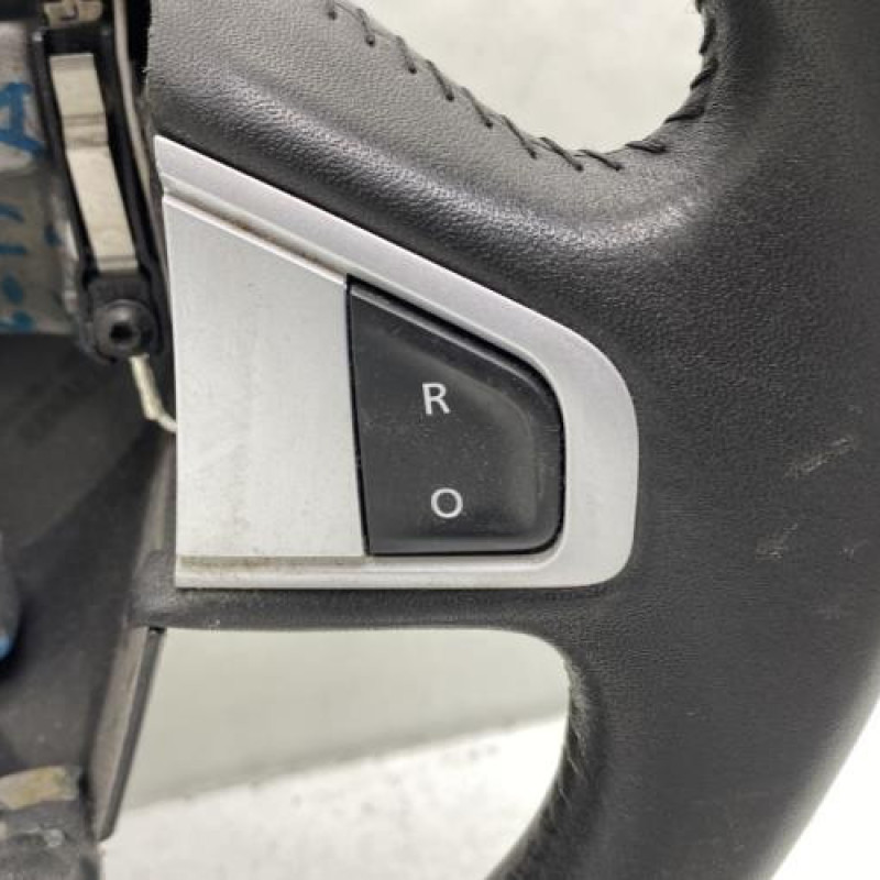 Volant RENAULT SCENIC 3 Photo n°4