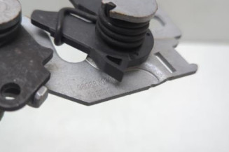 Fermeture de capot OPEL VIVARO 3