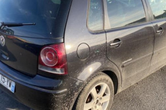 Retroviseur droit VOLKSWAGEN POLO 4