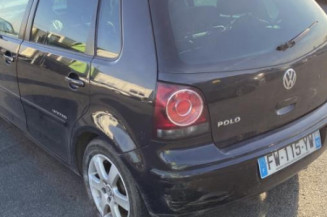 Retroviseur droit VOLKSWAGEN POLO 4