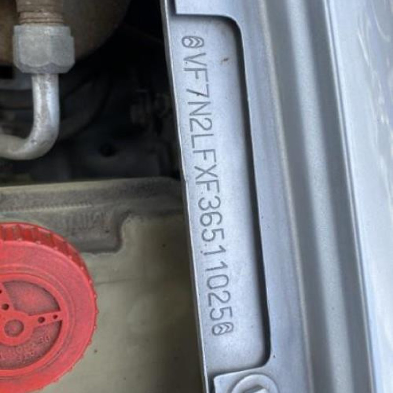 Bouton de warning CITROEN XSARA Photo n°16