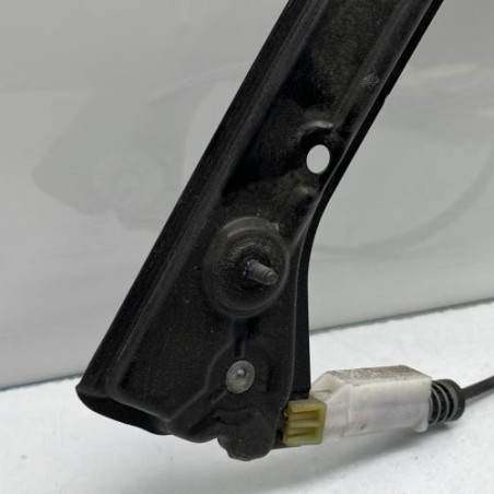 Leve vitre electrique avant droit BMW SERIE 1 F21