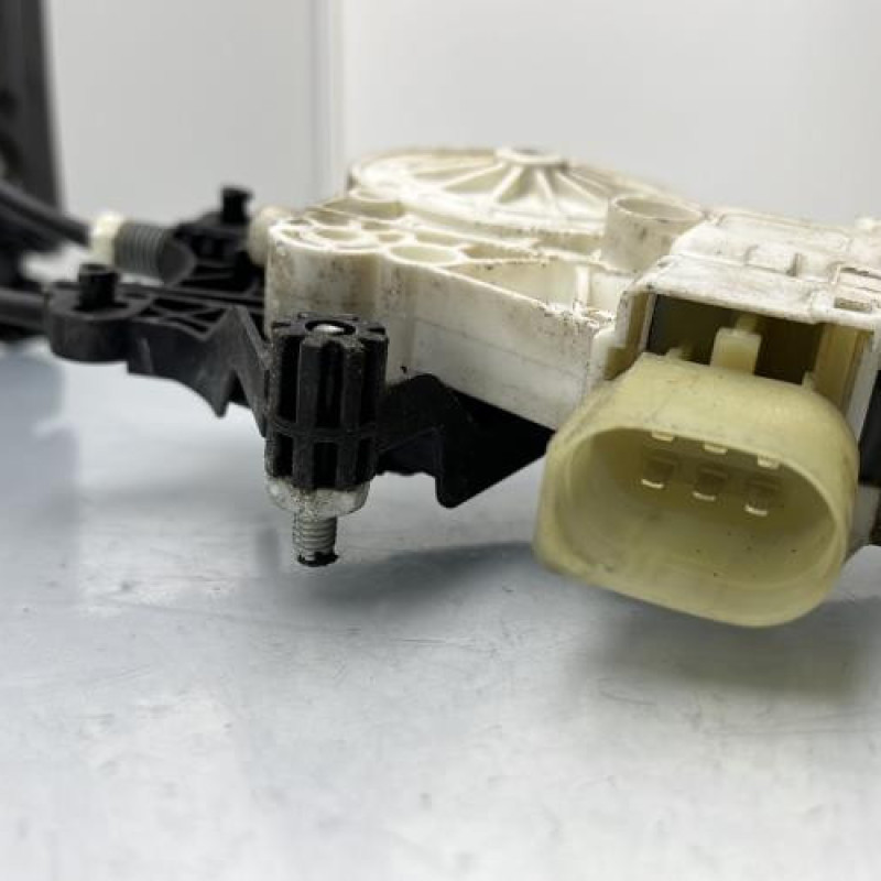 Leve vitre electrique avant droit BMW SERIE 1 F21 Photo n°7