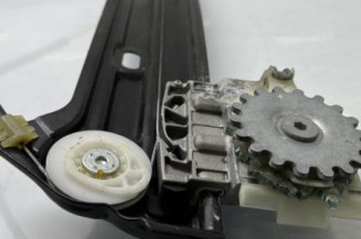 Leve vitre electrique avant droit BMW SERIE 1 F21
