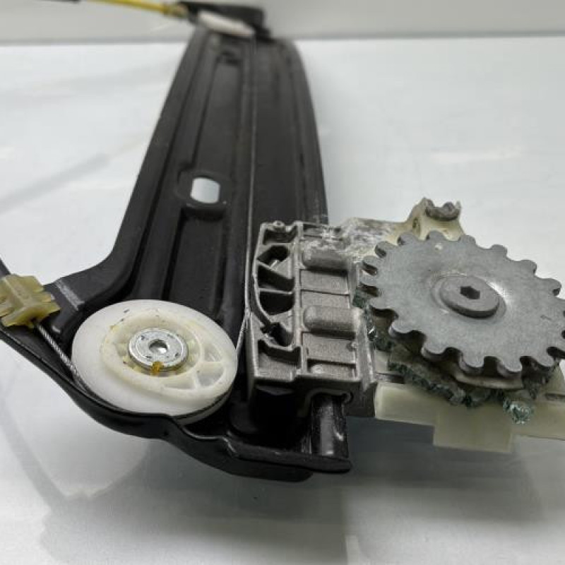 Leve vitre electrique avant droit BMW SERIE 1 F21 Photo n°10