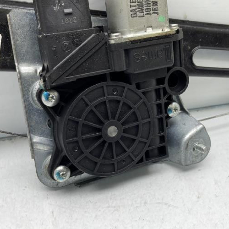 Leve vitre electrique arriere gauche BMW SERIE 1 E87 Photo n°4