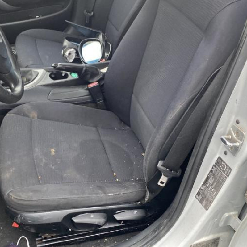 Leve vitre electrique arriere gauche BMW SERIE 1 E87 Photo n°19