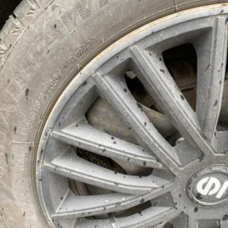 Vitre arriere droit RENAULT CLIO 4 Photo n°8