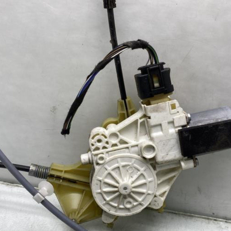Leve vitre electrique avant gauche BMW SERIE 3 E92 Photo n°6