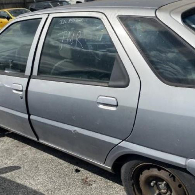 Leve vitre electrique avant gauche CITROEN ZX Photo n°19