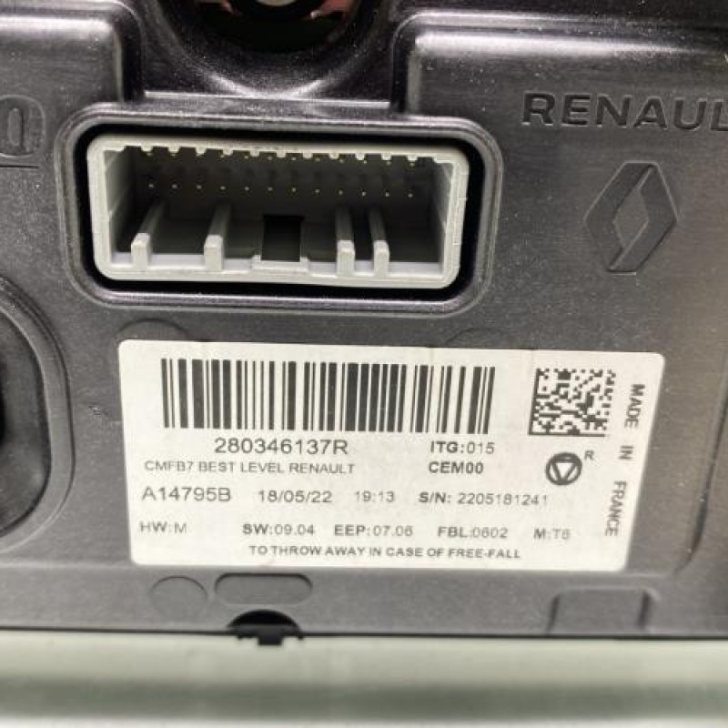 Ecran GPS RENAULT CLIO 5 Photo n°4