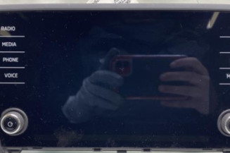 Ecran GPS SKODA OCTAVIA 3 Photo n°1