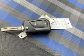 PEUGEOT 108 1.0 VTI - 12V