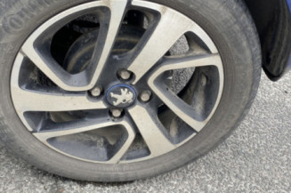 PEUGEOT 108 1.0 VTI - 12V