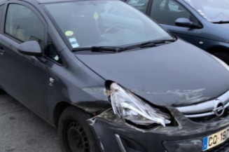 Ceinture avant gauche OPEL CORSA D