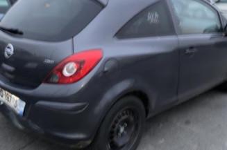 Ceinture avant gauche OPEL CORSA D