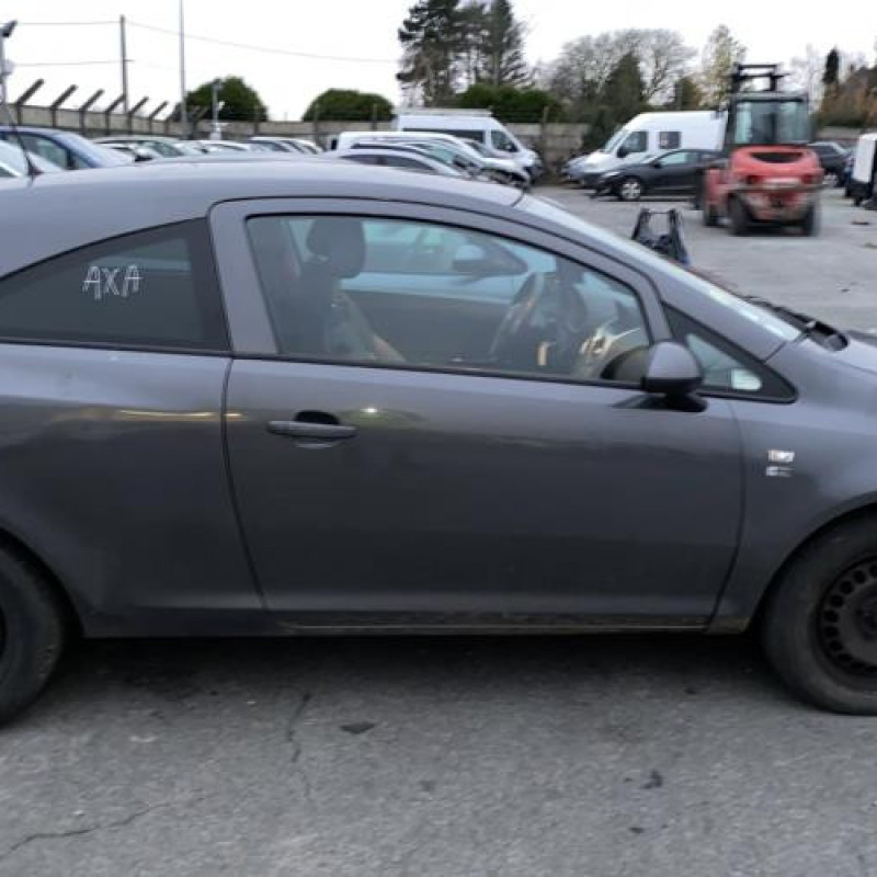 Ceinture avant gauche OPEL CORSA D Photo n°7