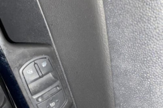 Ceinture avant gauche OPEL CORSA D