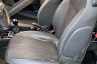 Ceinture avant gauche OPEL CORSA D