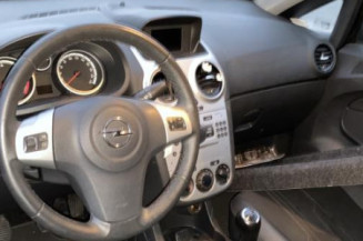 Leve vitre electrique avant droit OPEL CORSA D