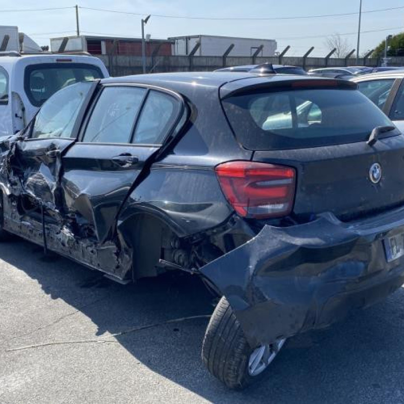 Vitre arriere droit BMW SERIE 1 F20 Photo n°10