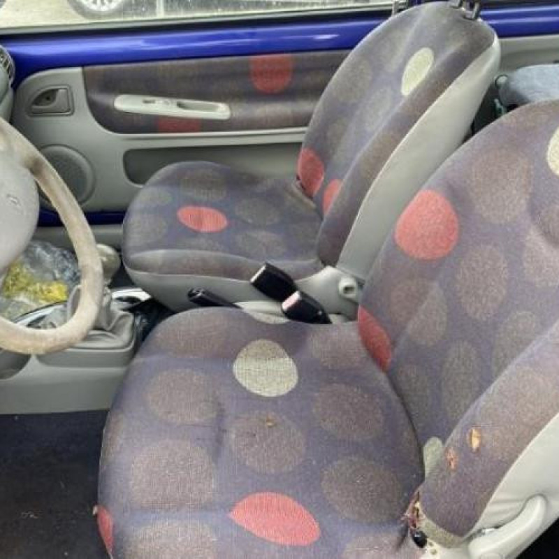 Vitre avant gauche RENAULT TWINGO 1 Photo n°7