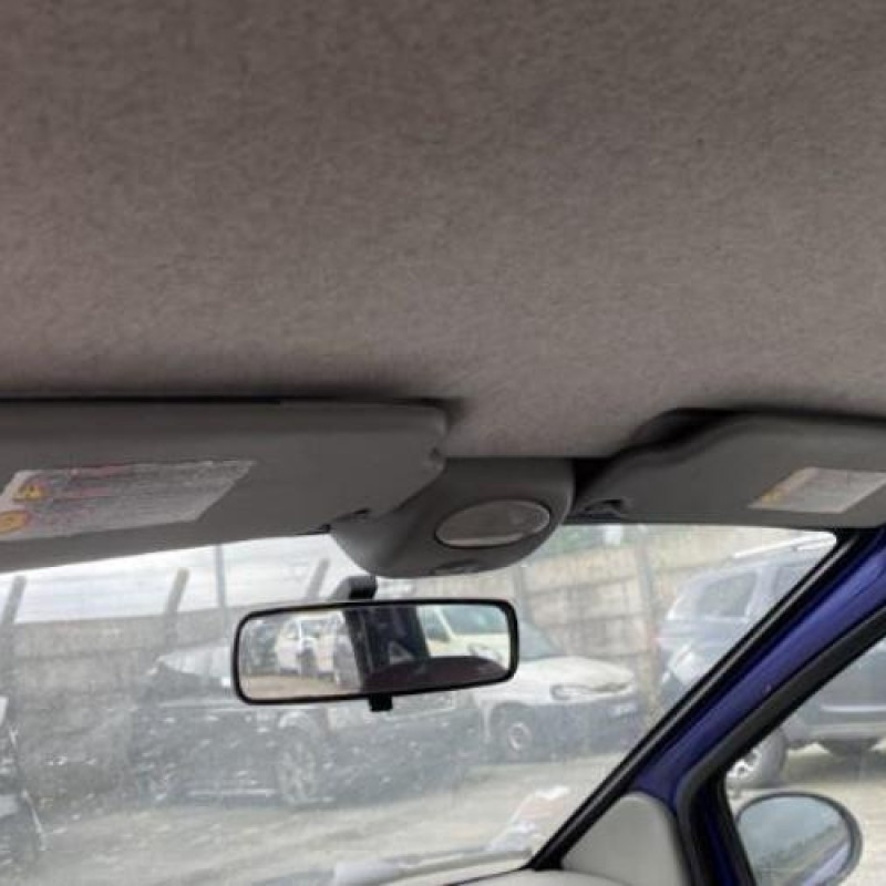Vitre avant gauche RENAULT TWINGO 1 Photo n°9