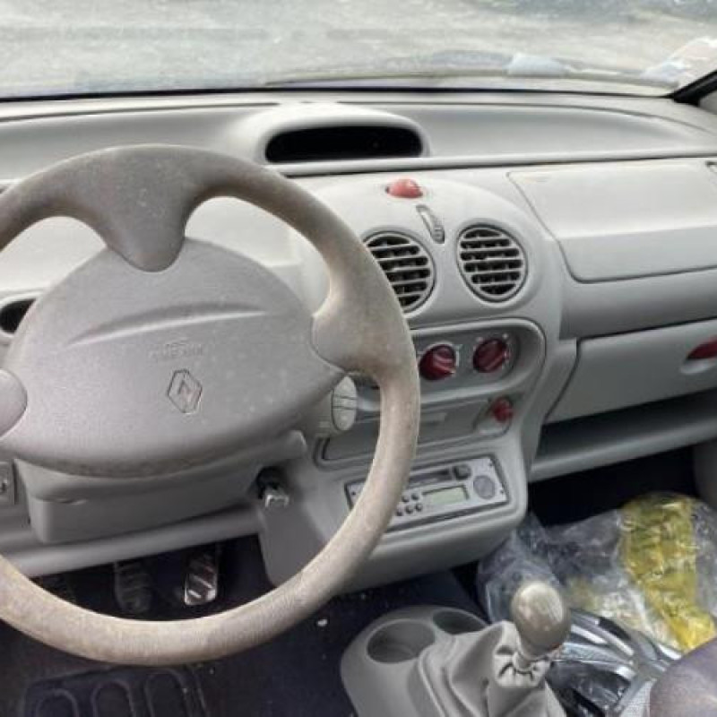 Vitre avant gauche RENAULT TWINGO 1 Photo n°18