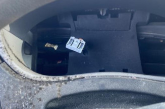 Arret de porte avant droit RENAULT MASTER 3