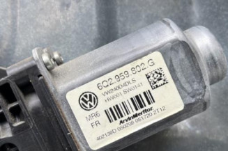 Leve vitre electrique avant gauche VOLKSWAGEN POLO 4