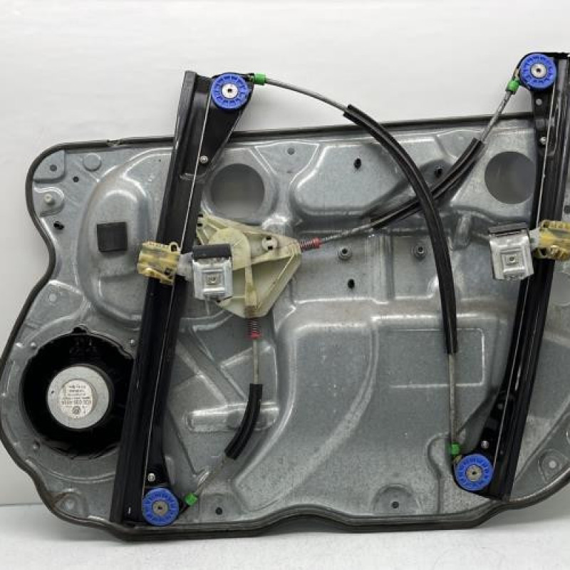 Leve vitre electrique avant gauche VOLKSWAGEN POLO 4 Photo n°6