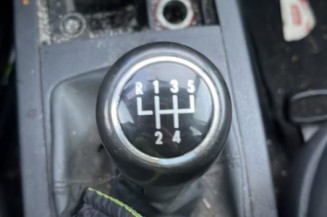 Leve vitre electrique avant gauche VOLKSWAGEN POLO 4