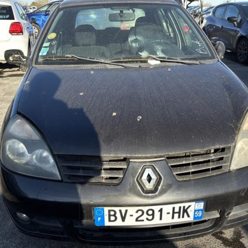 Malle/Hayon arriere RENAULT CLIO 2 CAMPUS Photo n°19