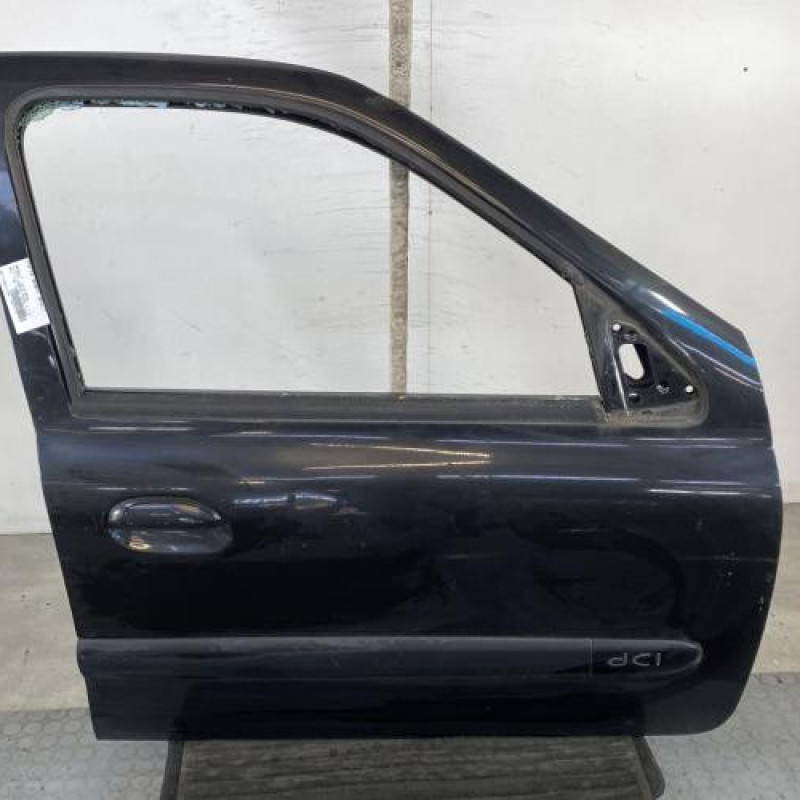 Porte avant droit RENAULT CLIO 2 CAMPUS Photo n°1