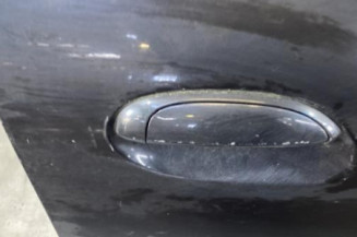 Porte avant droit RENAULT CLIO 2 CAMPUS