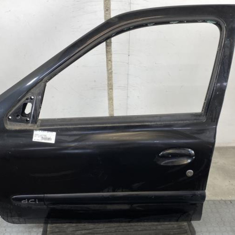 Porte avant gauche RENAULT CLIO 2 CAMPUS Photo n°1