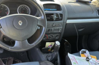 Porte avant gauche RENAULT CLIO 2 CAMPUS