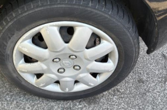 Porte avant gauche RENAULT CLIO 2 CAMPUS