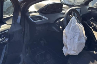 Bras essuie glace arriere PEUGEOT 208 1