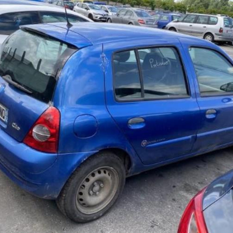 Feu arriere principal droit (feux) RENAULT CLIO 2 Photo n°16