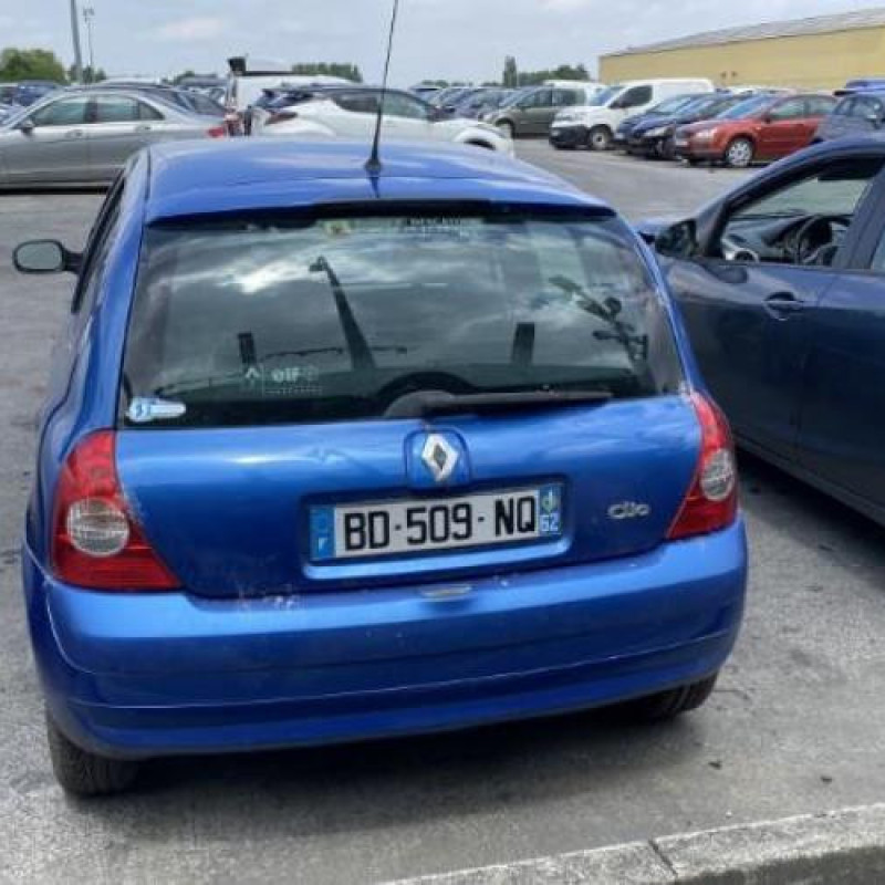 Feu arriere principal droit (feux) RENAULT CLIO 2 Photo n°17