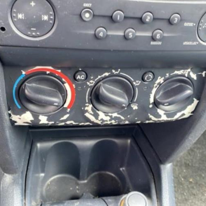 Feu arriere principal droit (feux) RENAULT CLIO 2 Photo n°18