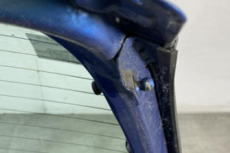 Malle/Hayon arriere RENAULT CLIO 2