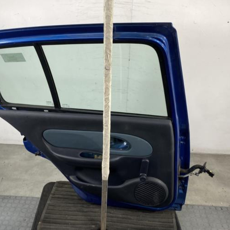 Porte arriere gauche RENAULT CLIO 2 Photo n°6