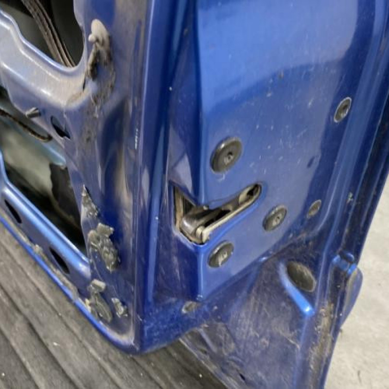 Porte avant droit RENAULT CLIO 2 Photo n°4