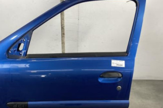 Porte avant gauche RENAULT CLIO 2 Photo n°1