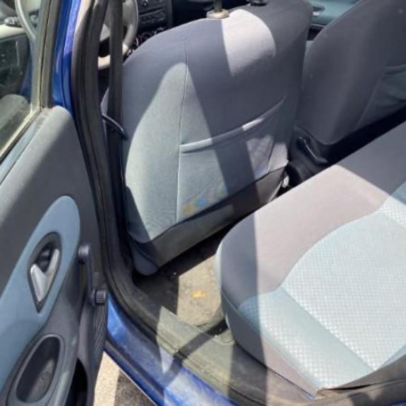 Ceinture avant droit RENAULT CLIO 2 Photo n°4
