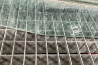 Vitre avant droit RENAULT CLIO 2