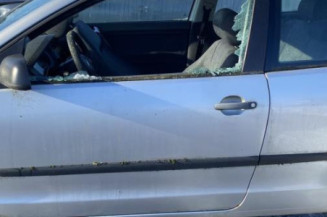 Calandre VOLKSWAGEN POLO 4
